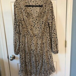 SHEIN Black and Tan Floral Long Sleeve Dress